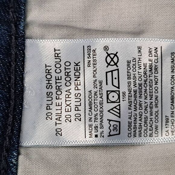 Ladies plus size boot cut jeans NWT - Picture 12 of 12